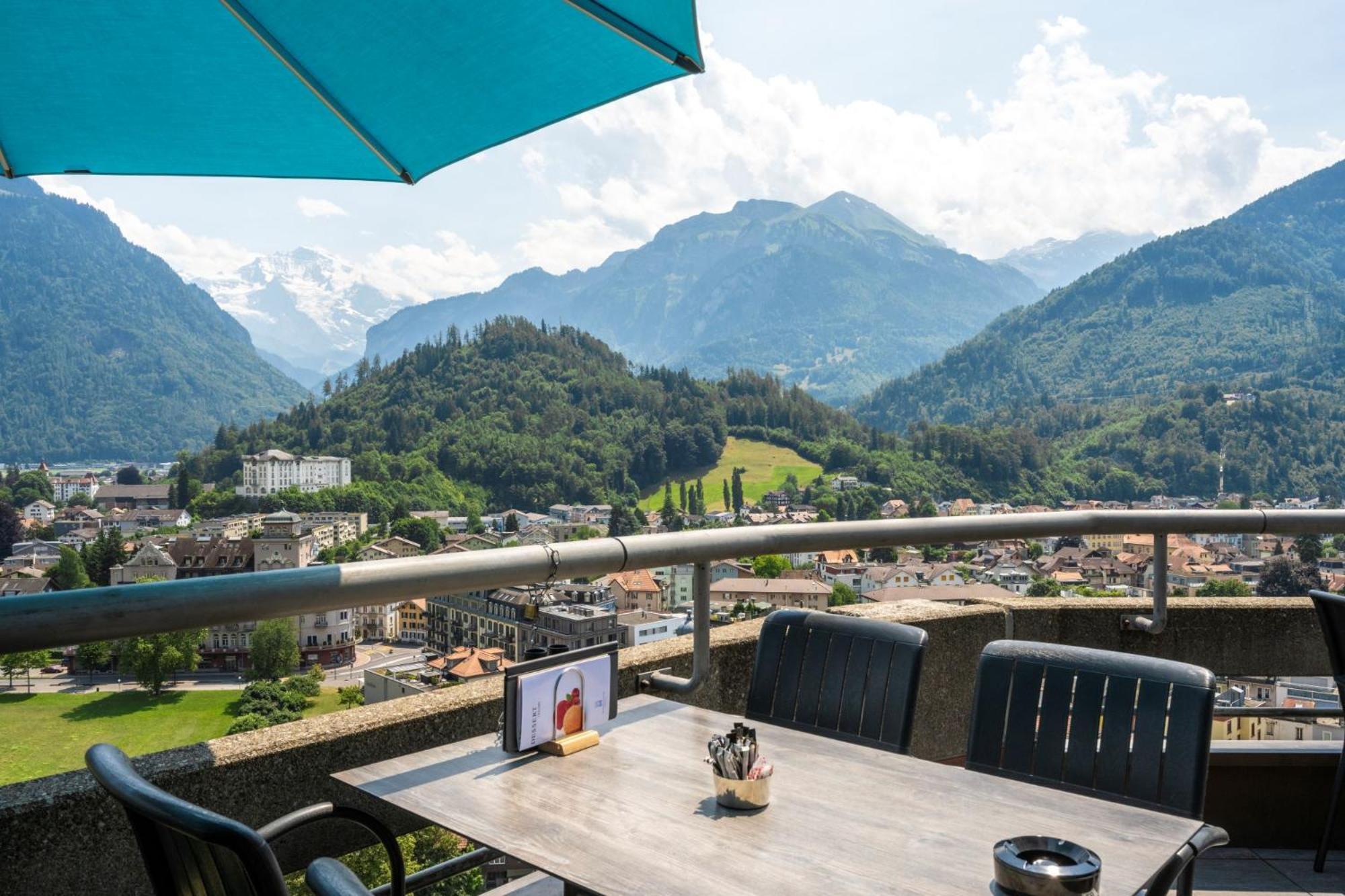 Metropole Swiss Quality Hotel Interlaken Bagian luar foto